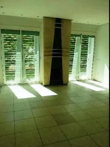 Villa en vente à Hay Ryad - الرباط