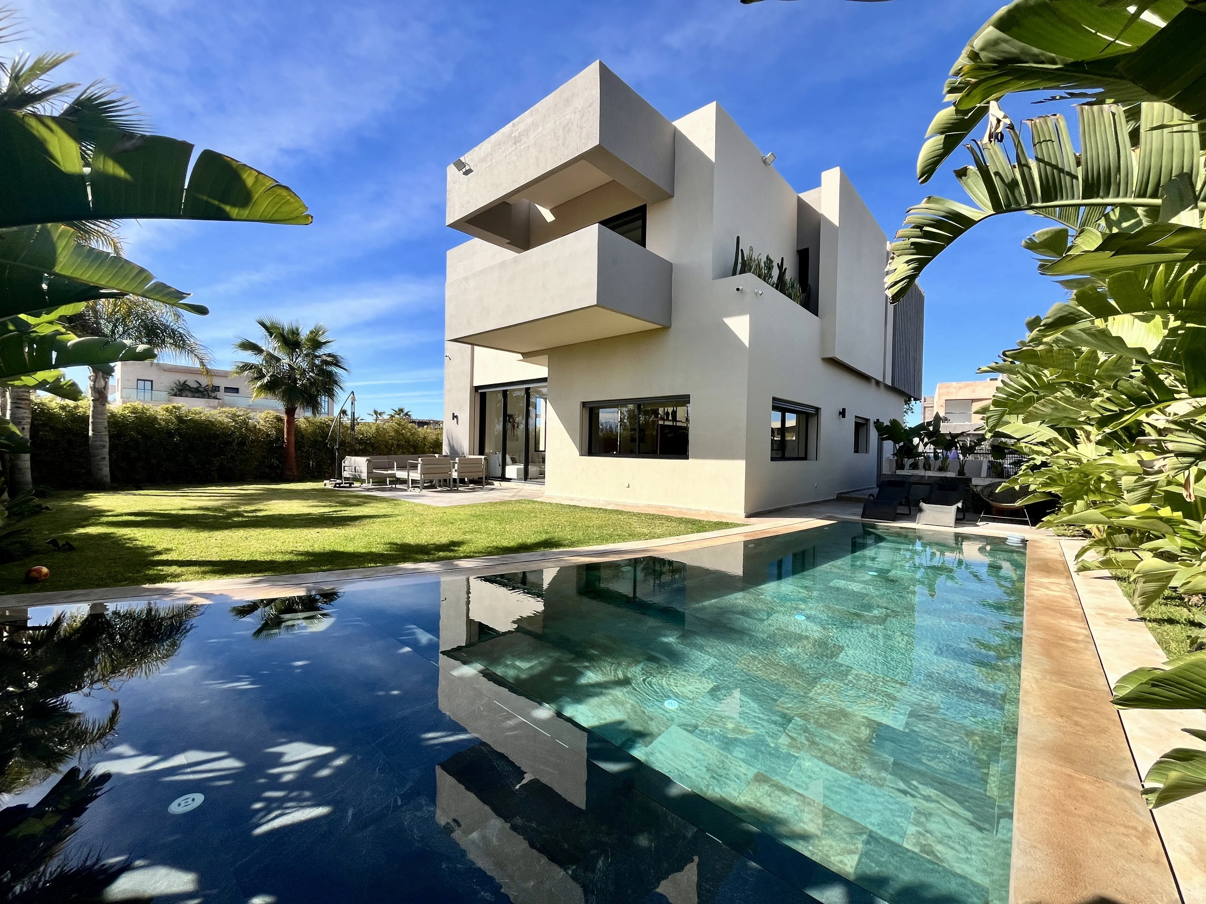 Villa moderne dans résidence sécurisée, Marrakech - مراكش