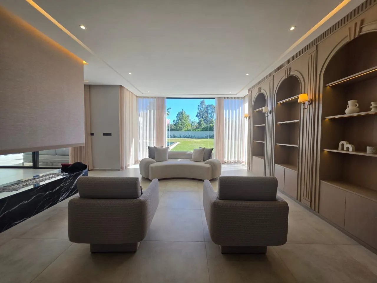 VILLA PLAIN-PIED MEUBLÉE À VENDRE – MARRAKECH - مراكش (3)