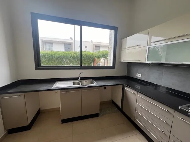 Dar Bouazza, jolie Villa à VENDRE 4 CH - دار بوعزة (4)