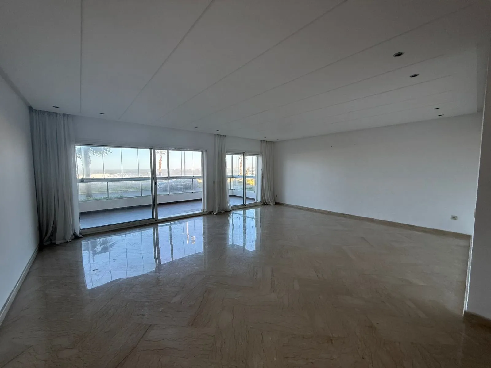 DAR BOUAZZA, Bel appartement en VENTE 3 CH - دار بوعزة (2)