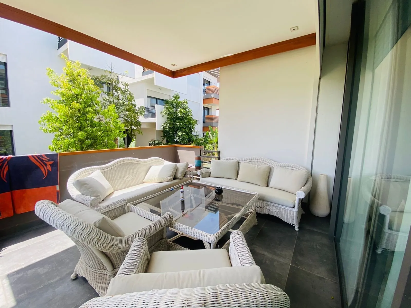 Appartement Exceptionnel de 3 Chambres – Résidence à Dar Bouazza - دار بوعزة (4)