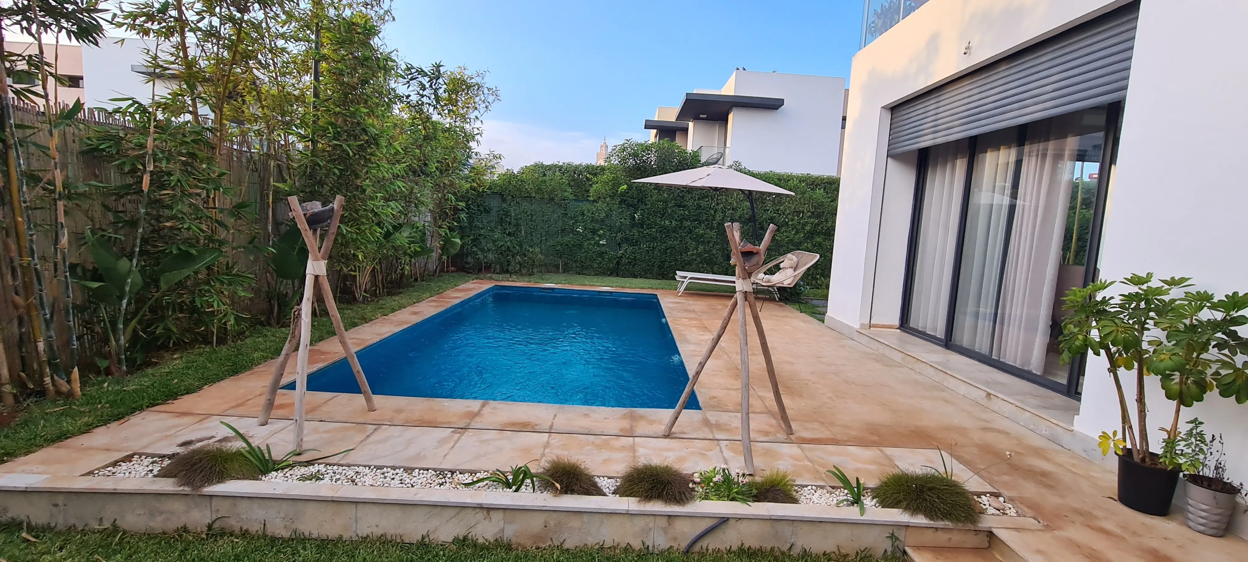 en vente villa située dans une résidence à Dar Bouazza. - دار بوعزة