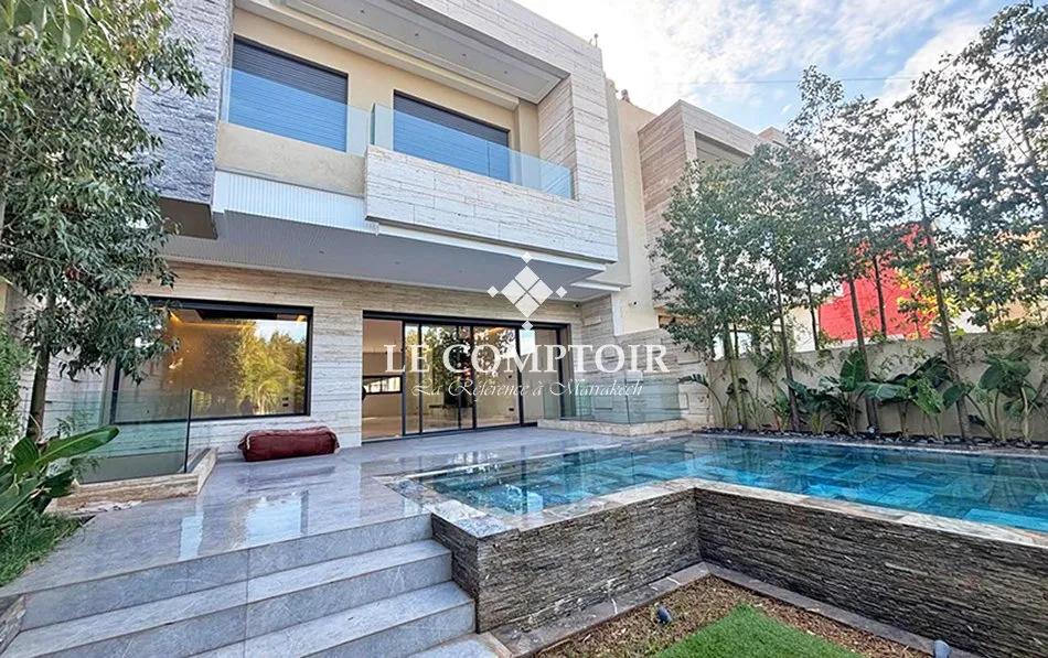 SUPERBE VILLA MODERNE A LA VENTE GOLF ARGAN - مراكش