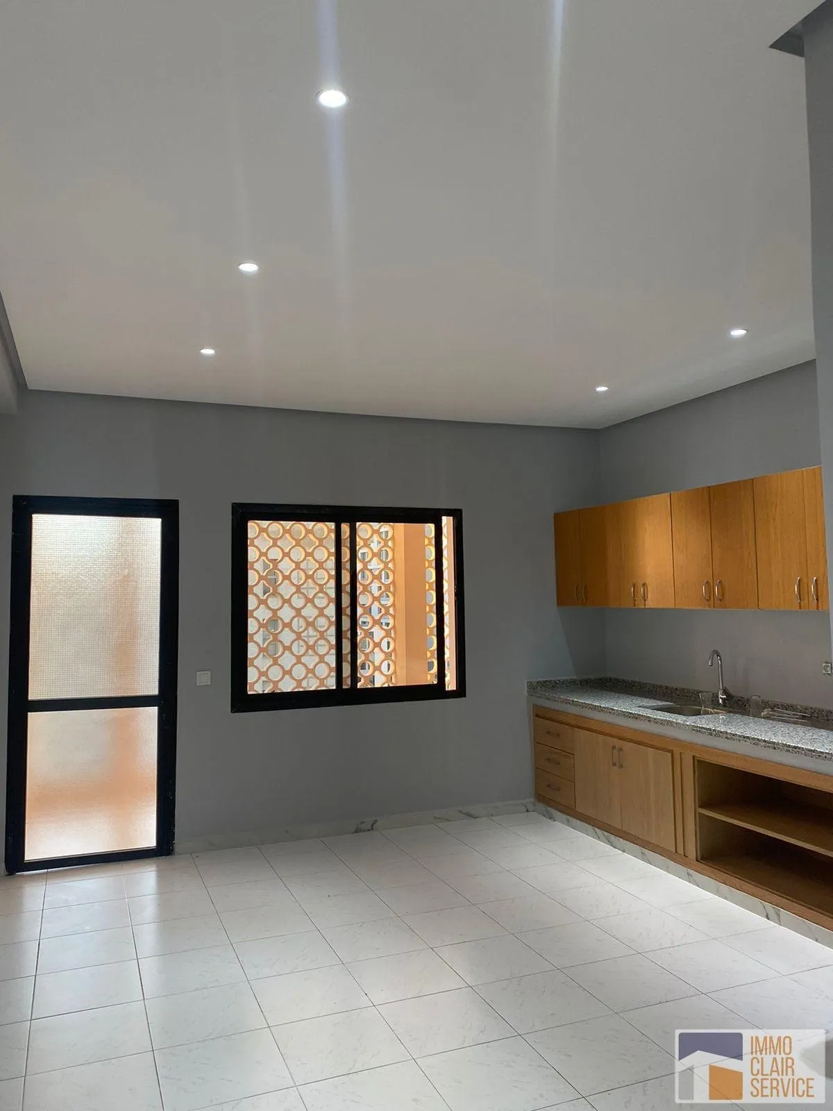 Appartement à vendre (usage bureau) - الرباط (2)