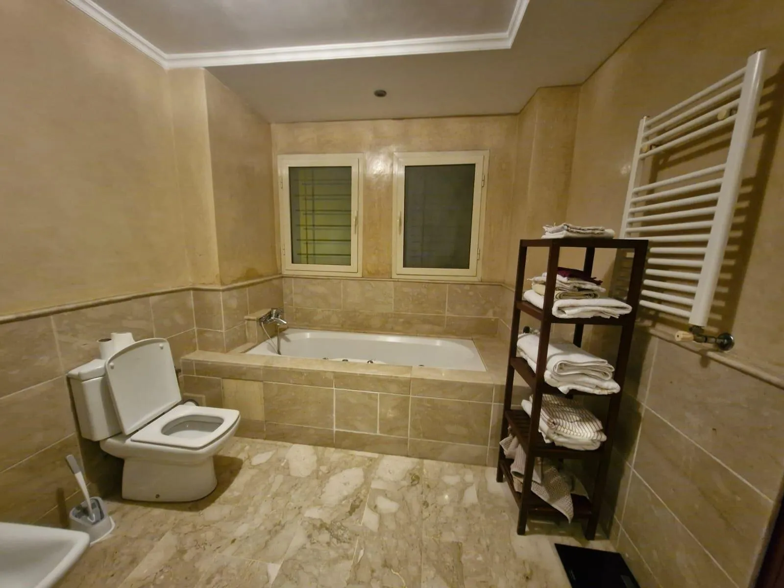 VILLA A  Vendre QUARTIER AINDIAB - الدار البيضاء (2)