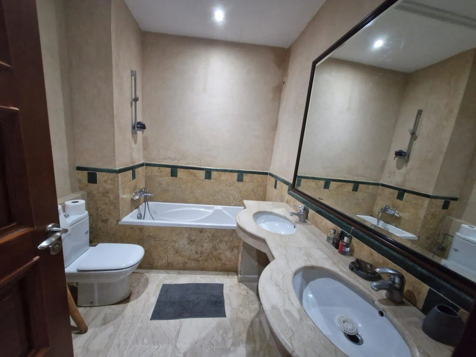 VILLA A  Vendre QUARTIER AINDIAB - الدار البيضاء (3)