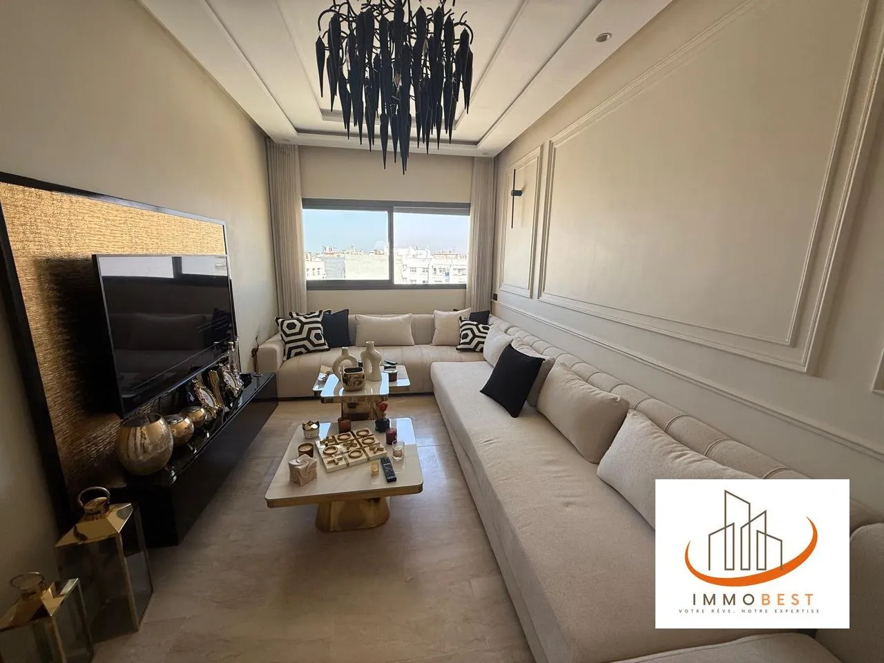 VAL FLEURI, SUPERBE APPARTEMENT EN VENTE-5ème ETAGE 3 CH - الدار البيضاء