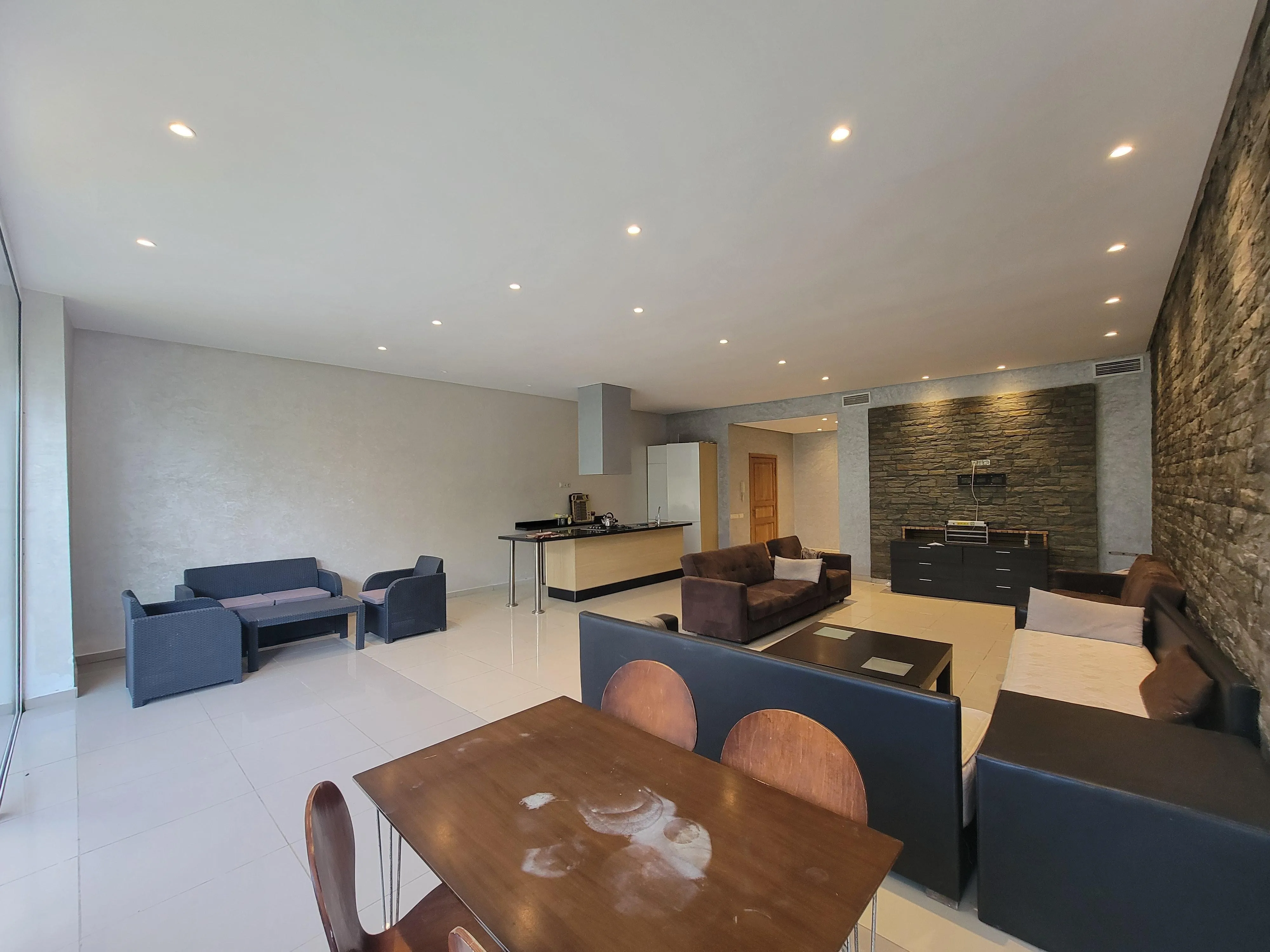 Magnifique appartement en rez de jardin dans une résidence sécurisé. - الدار البيضاء (4)