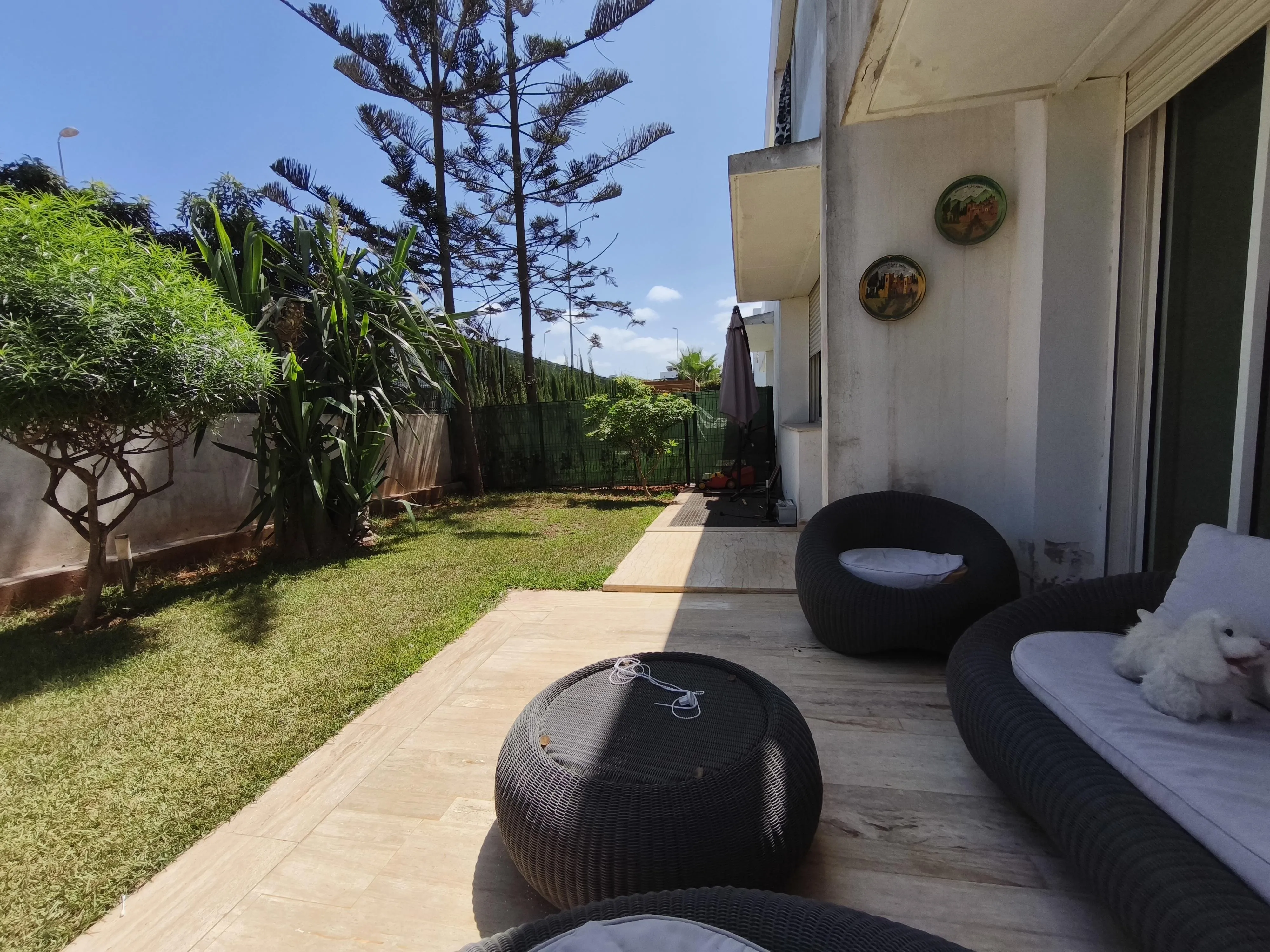 Villa de Prestige résidence sécurisée en vente avec Piscine à Dar Bouazza - الدار البيضاء (2)