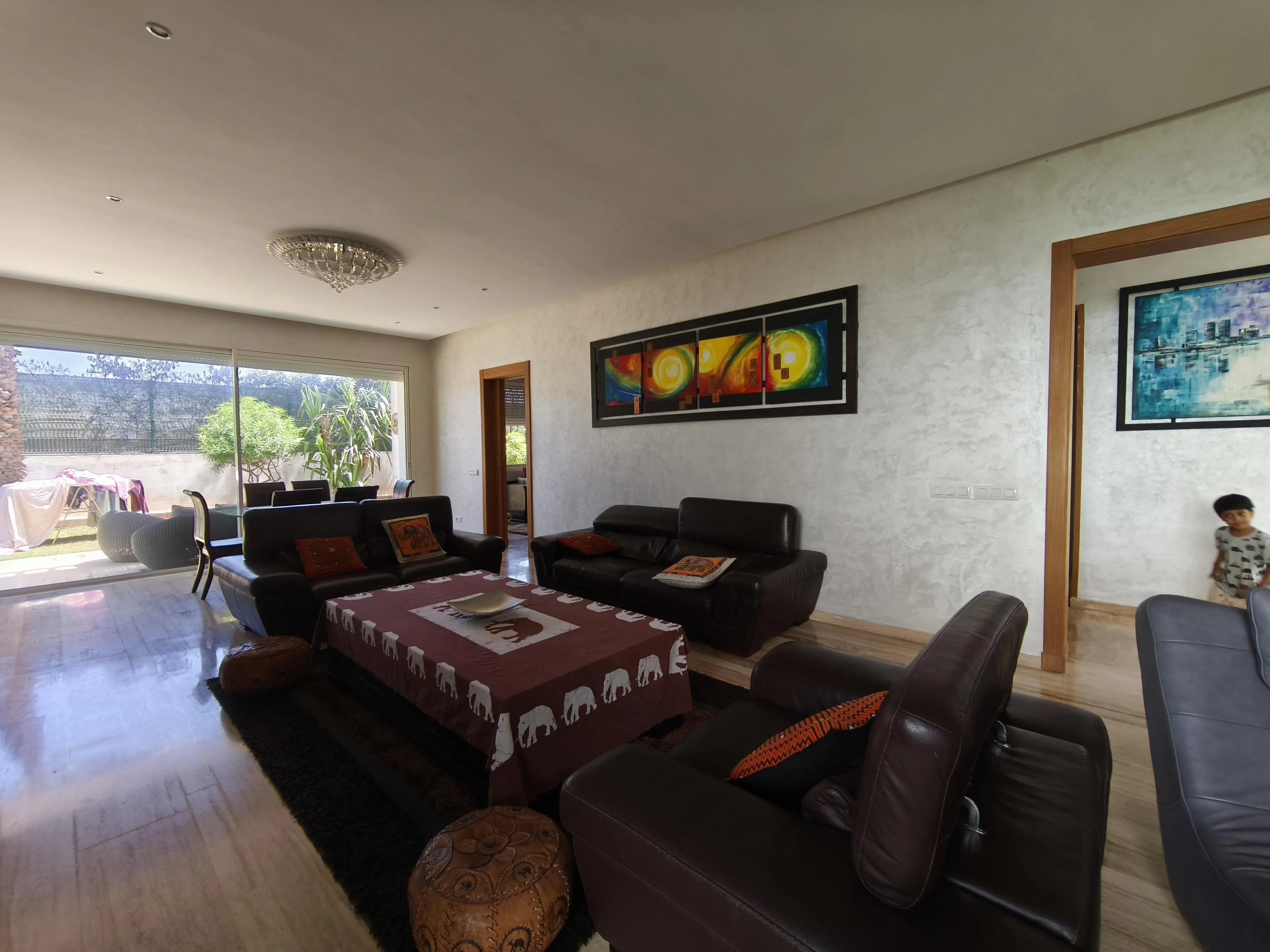 Villa de Prestige résidence sécurisée en vente avec Piscine à Dar Bouazza - الدار البيضاء (3)