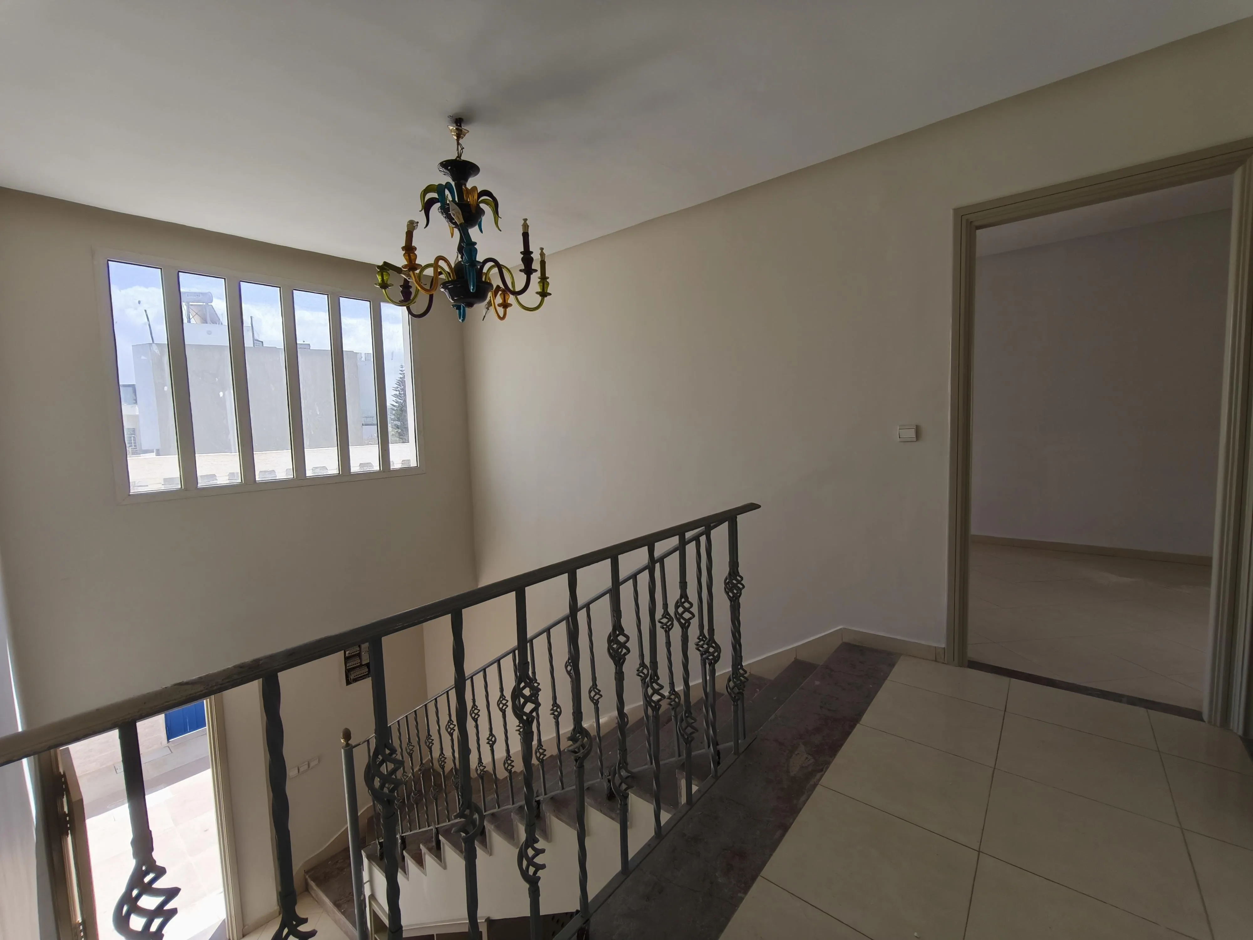 Villa Petit bijoux style grec en vente - الدار البيضاء (3)