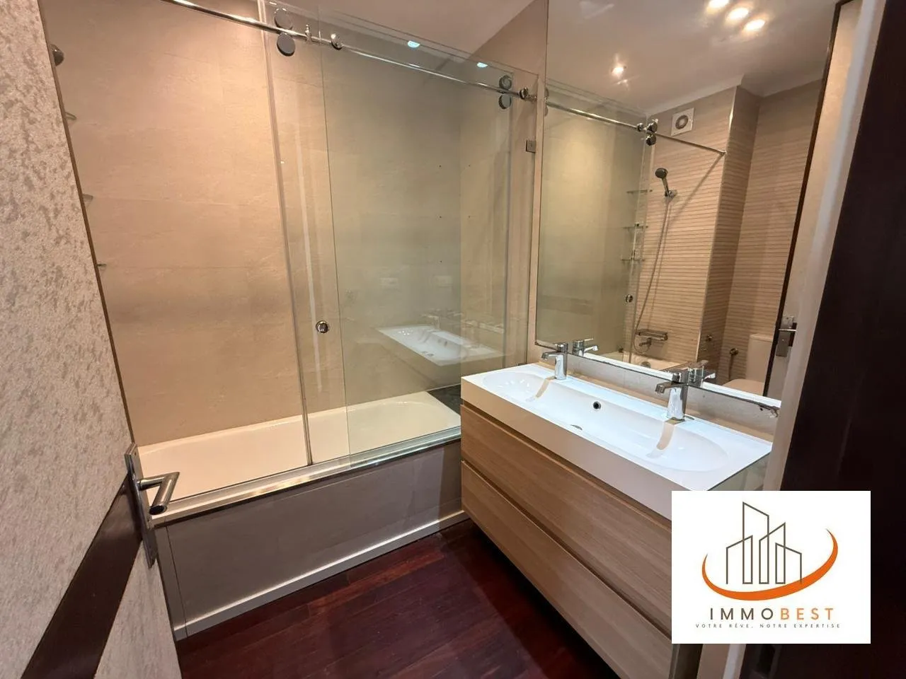 À Vendre – Appartement d’Exception à Racine, Triangle d’Or 2 CH - الدار البيضاء (3)