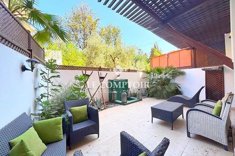 MAGNIFIQUE DUPLEX EN REZ DE JARDIN A L’HIVERNAGE - مراكش (2)