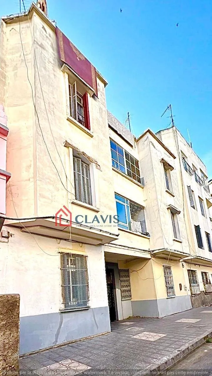 Immeuble bâti 183 m² derrière Place de Verdun - الدار البيضاء
