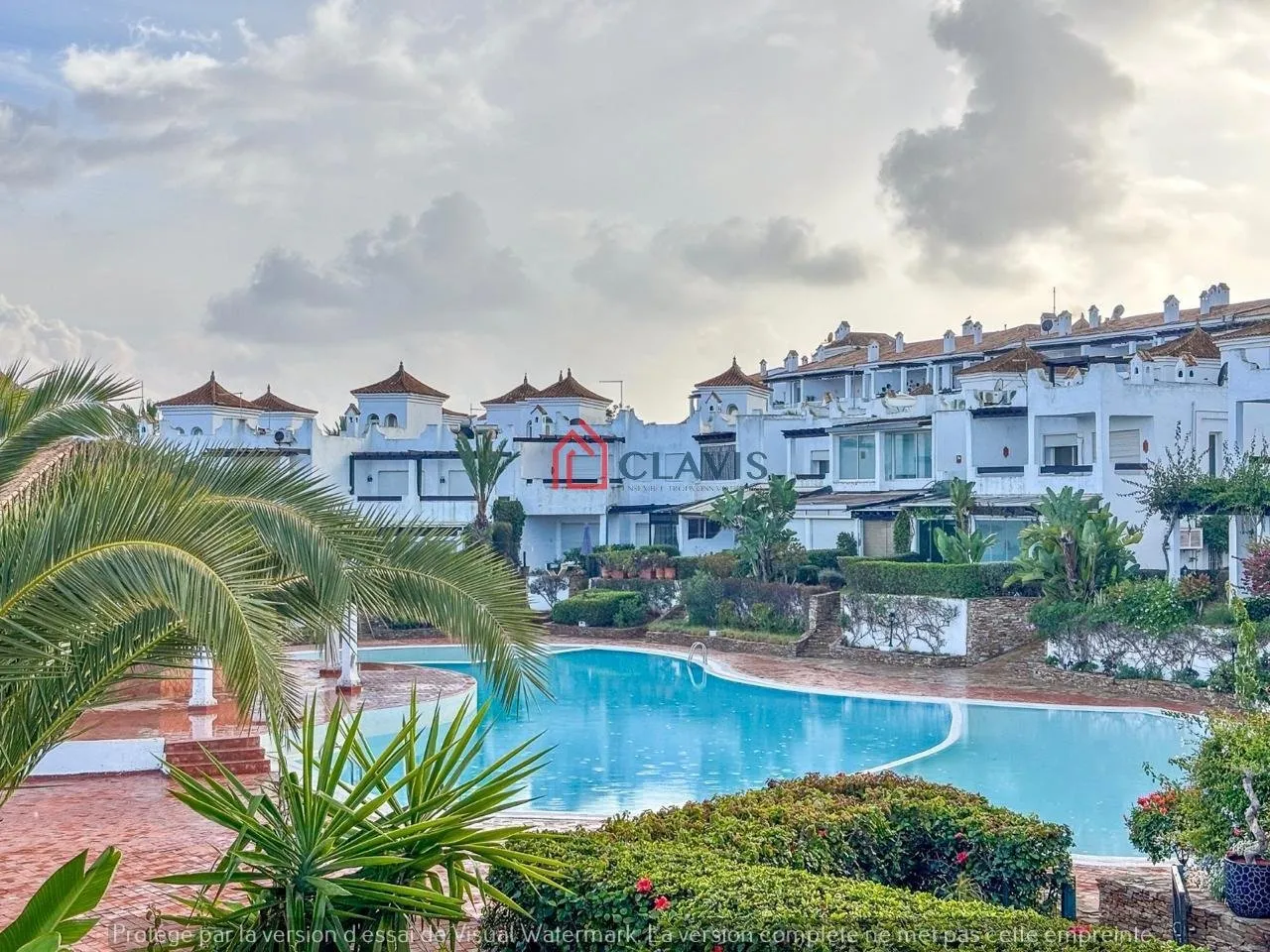 Villa ensoleillée a Dar Bouazza dans une résidence de renom - الدار البيضاء