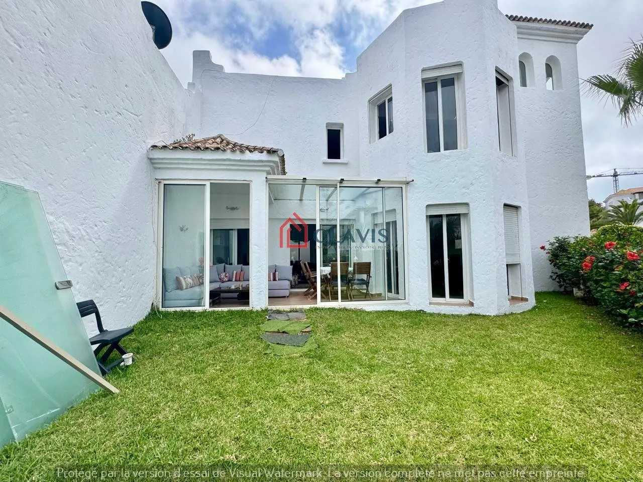 Villa ensoleillée a Dar Bouazza dans une résidence de renom - الدار البيضاء (2)