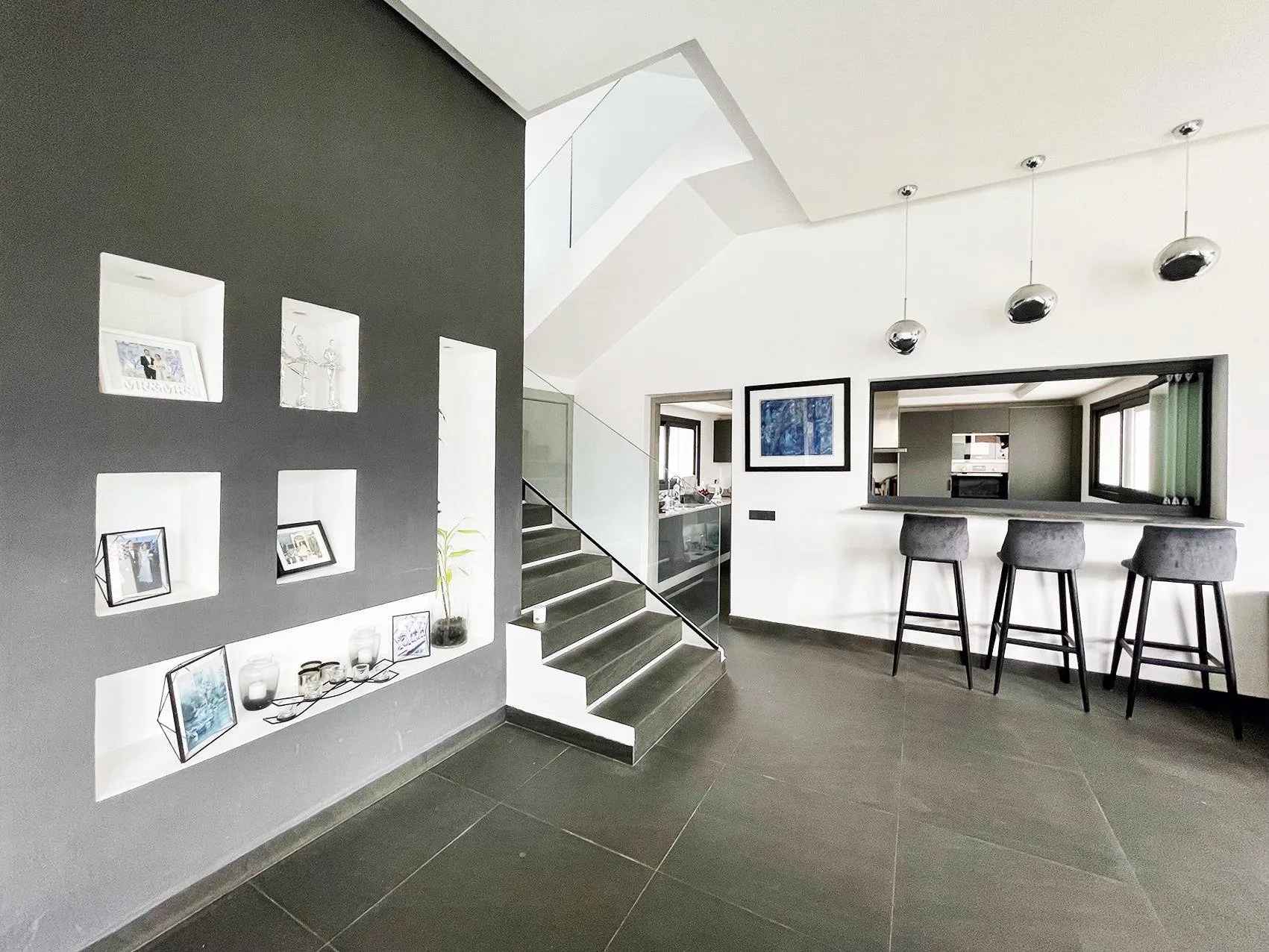 À Vendre – Élégante Villa Familiale à Dar Bouazza avec Vue Mer - الدار البيضاء (4)