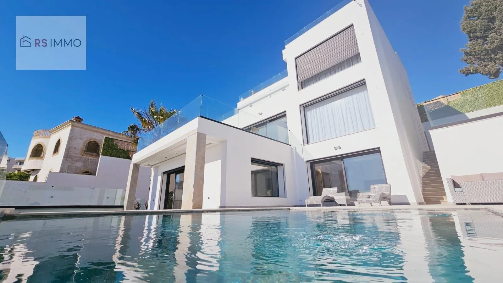 Villa Luxueuse – Vue Panoramique sur la Baie de Tanger – Mnar - طنجة (3)