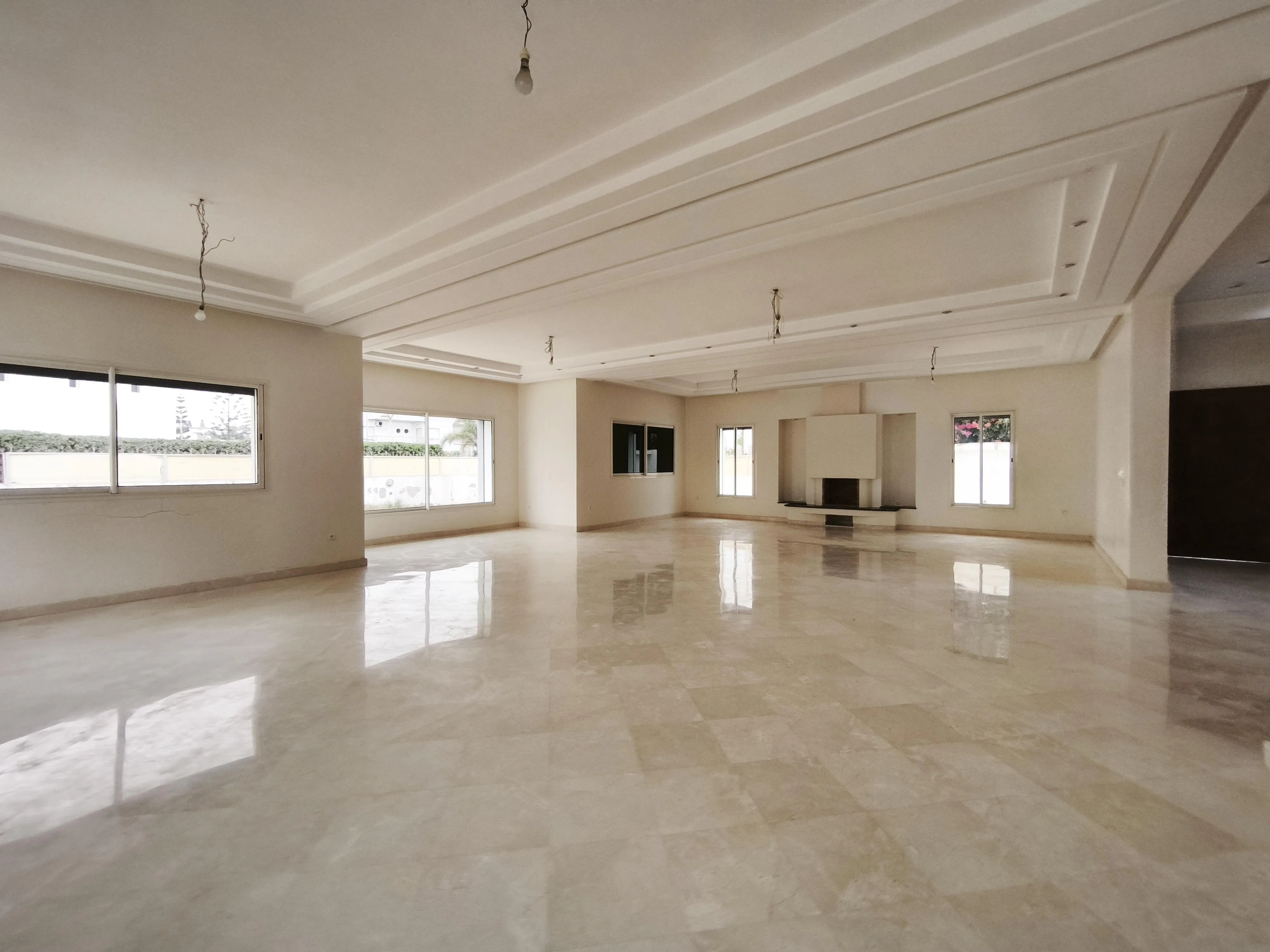 Villa Familiale de Prestige – Quartier Résidentiel, Proche Plage et École Internationale - الدار البيضاء