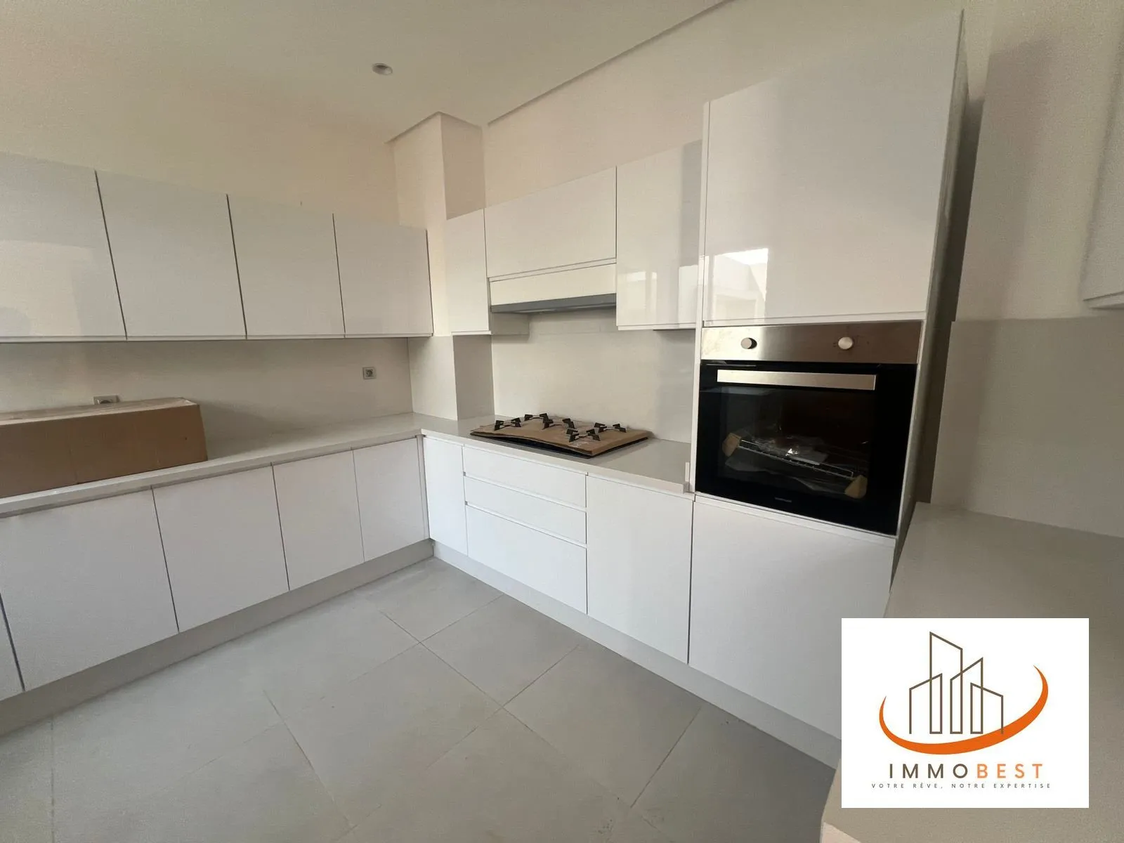 Superbe villa front mer en vente sur Jacques beach 4 CH - الدار البيضاء (2)