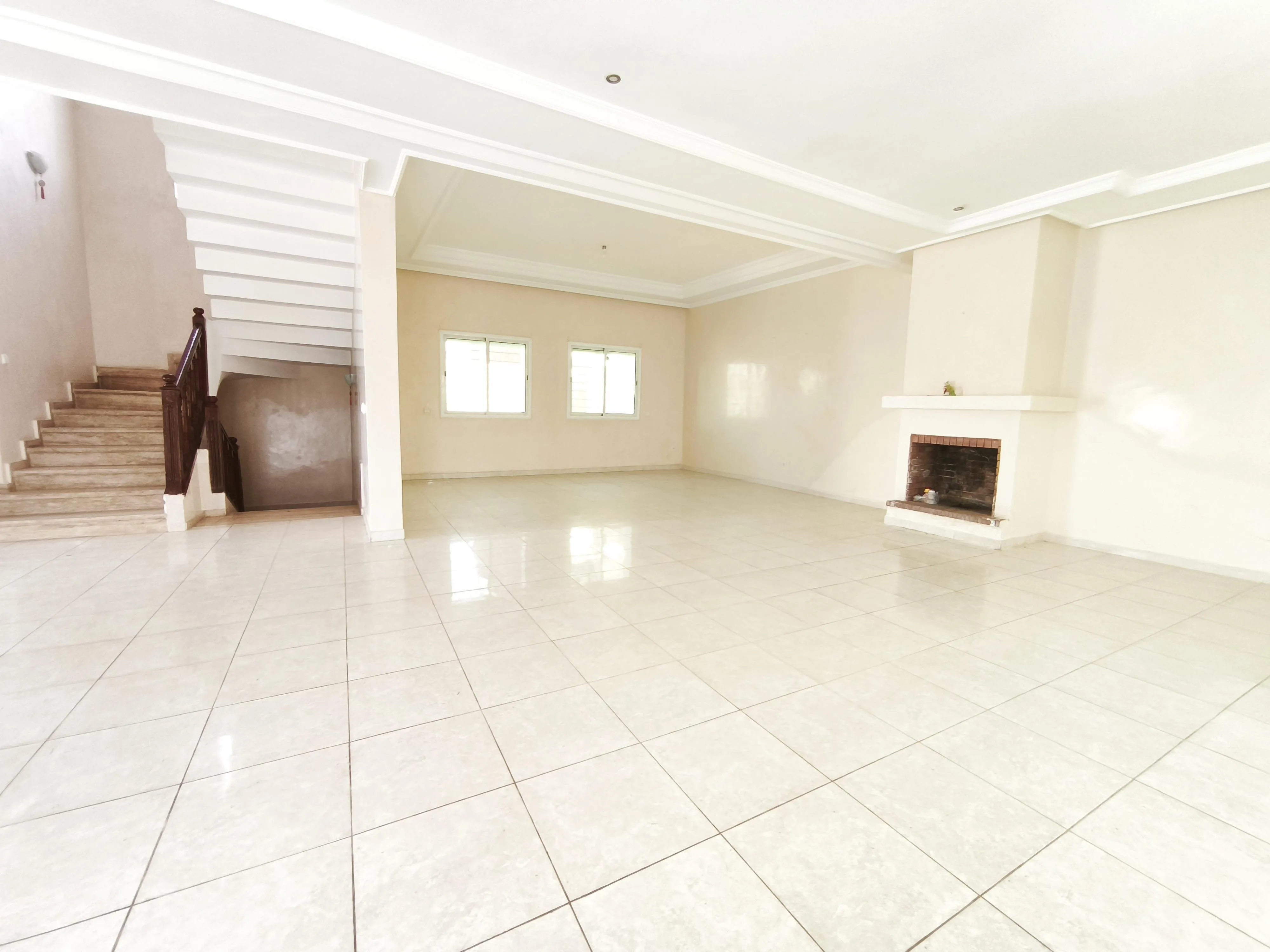 À Vendre – Villa familiale de standing à Dar Bouazza – 4 chambres – 420 m² habitables – Jardin – Lotissement sécurisé - الدار البيضاء (4)