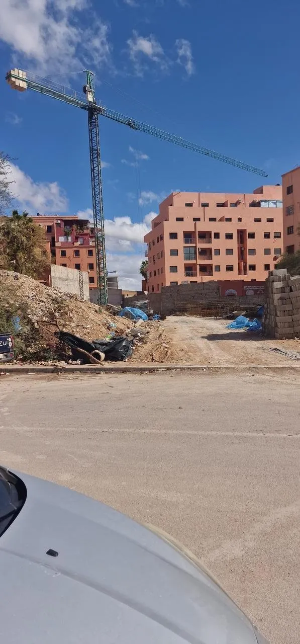 TERRAIN ANGLE  SUR BVD Moh 6 MARRAKECH - مراكش