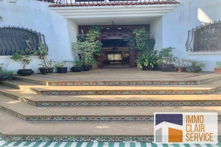Villa à vendre à usage bureau - الرباط (2)