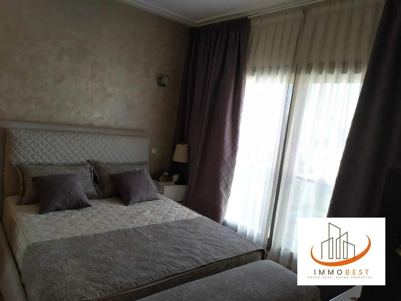 Belle villa Angle en vente, jardin et piscine privative 3 CH - الدار البيضاء (4)
