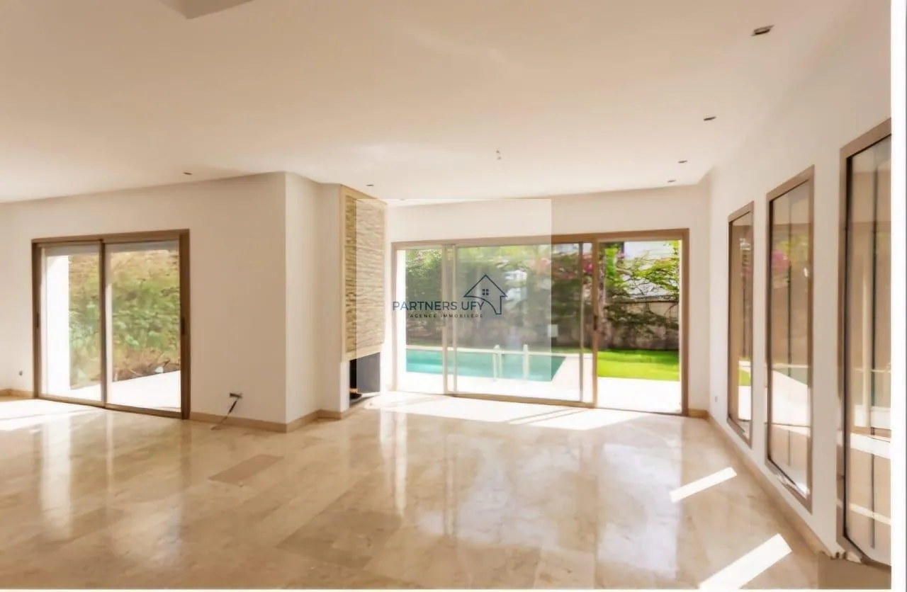 À vendre – Villa jumelée de standing à Bouskoura Golf City – Opportunité rare - بوسكورة (4)