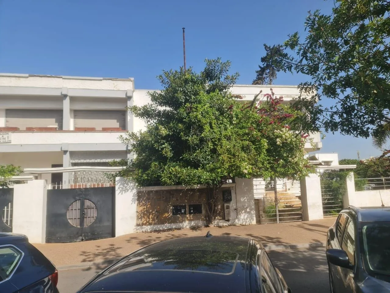 Villa à vendre sur une grande artère commerciale (haut Agdal) - فاس (3)