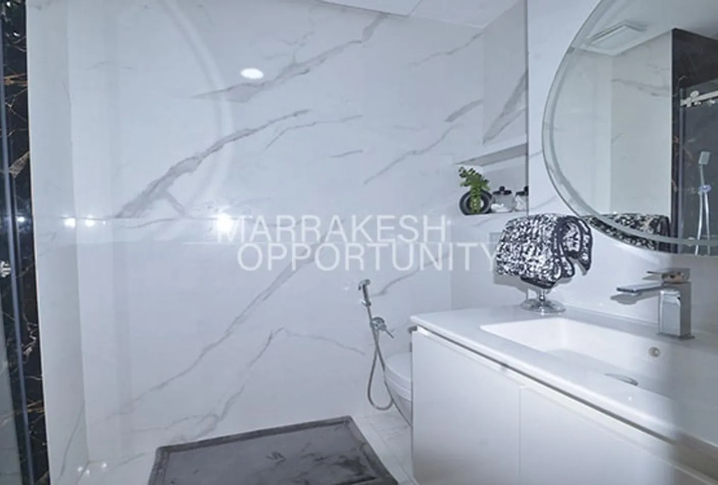 Magnifique Appartement meublé en vente sur la route de Fès - مراكش (2)