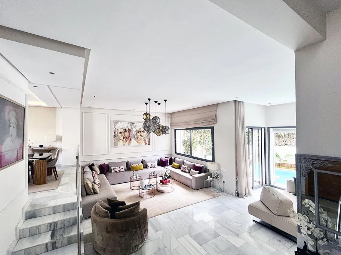 Élégante villa contemporaine avec piscine. - الدار البيضاء