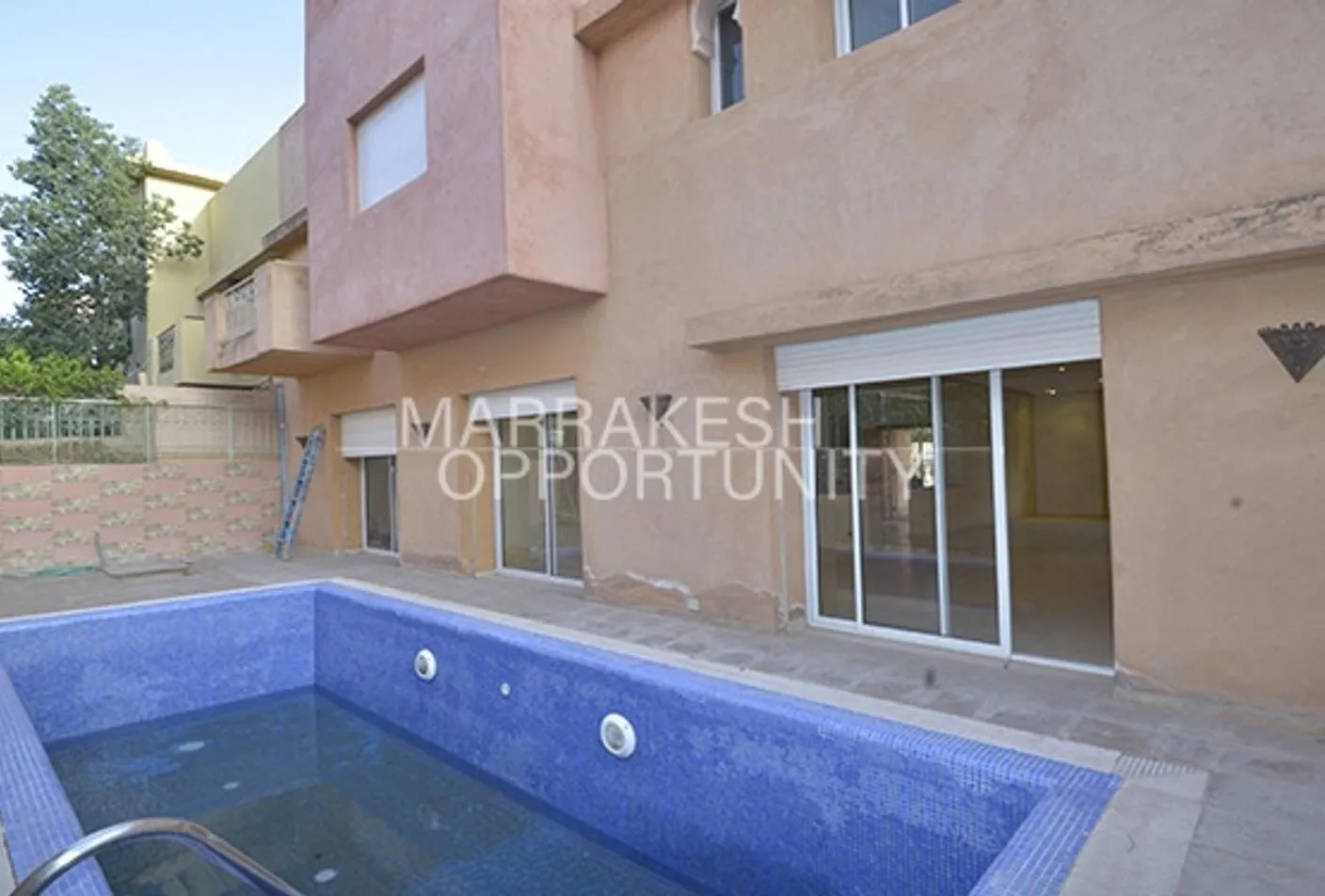 Vente Villa avec piscine au quartier résidence targa - مراكش (3)