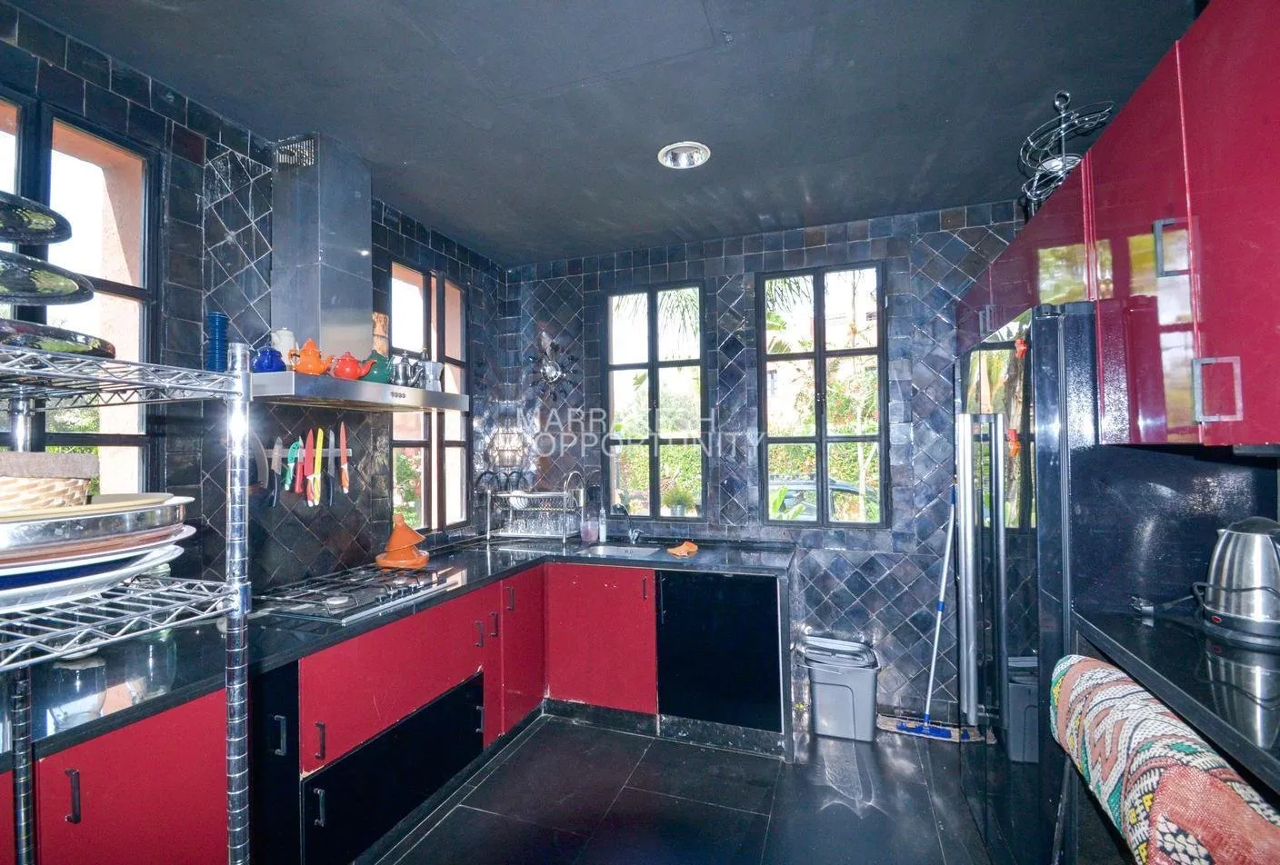 Une magnifique villa proposée pour la vente située dans la palmeraie - مراكش