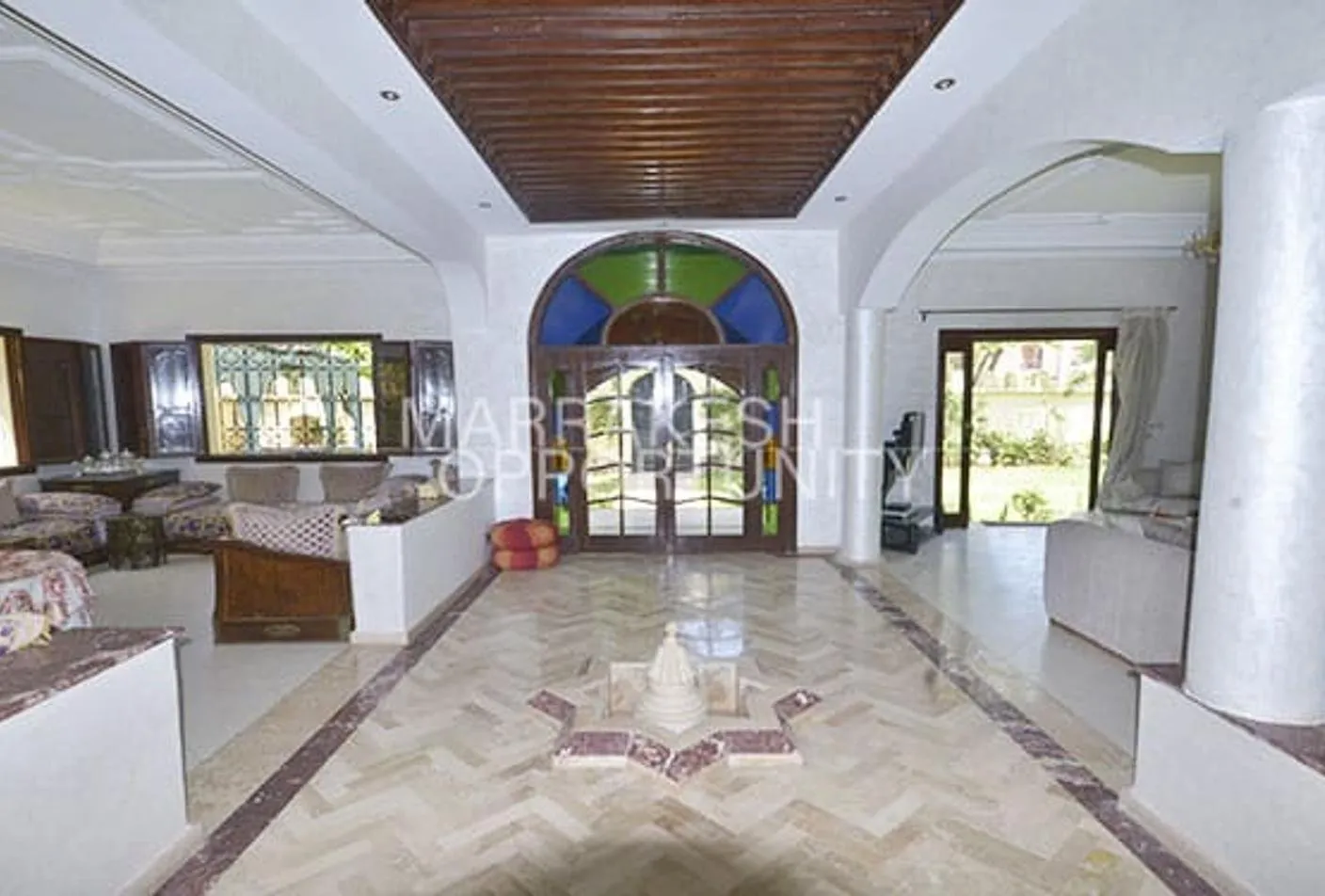 Magnifique Villa disponible en vente située au quartier Izdihar - مراكش (3)