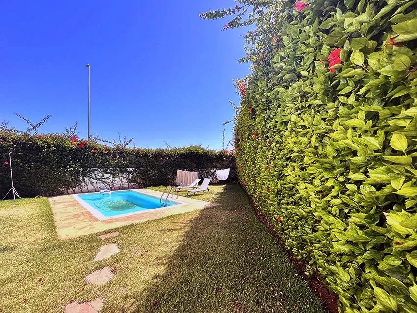Villa d'angle dans une résidence sécurisée. - الدار البيضاء (2)