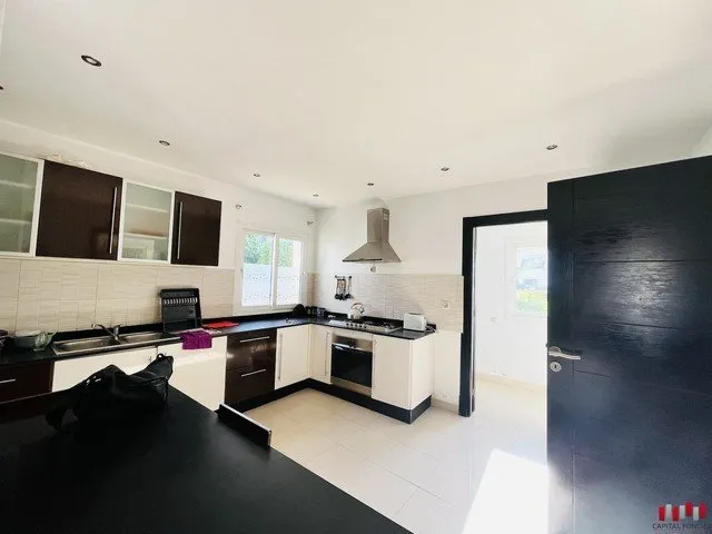 Villa ensoleillée de 4 Chambres. - الدار البيضاء (4)