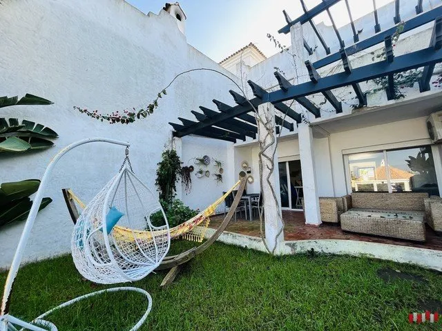Villa ensoleillée de 4 Chambres. - الدار البيضاء (3)