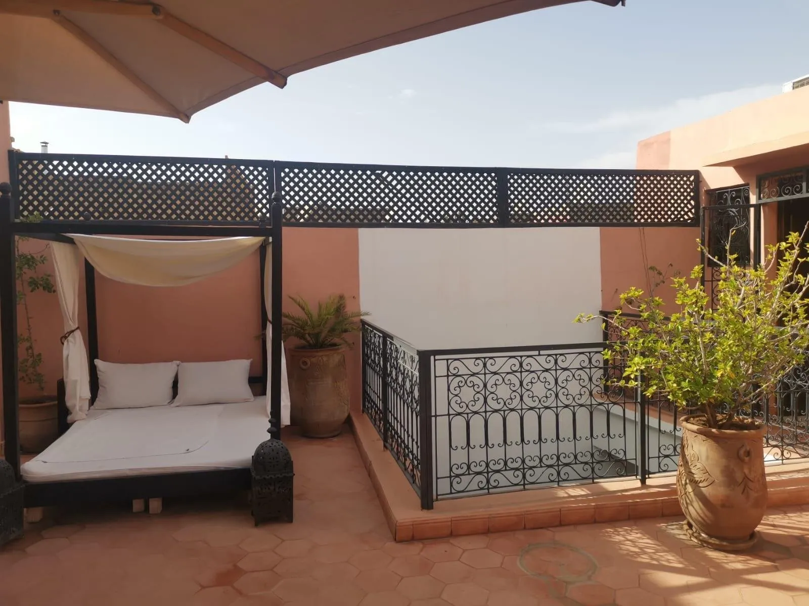 Votre rêve marocain : Riad prêt à emménager - مراكش (2)