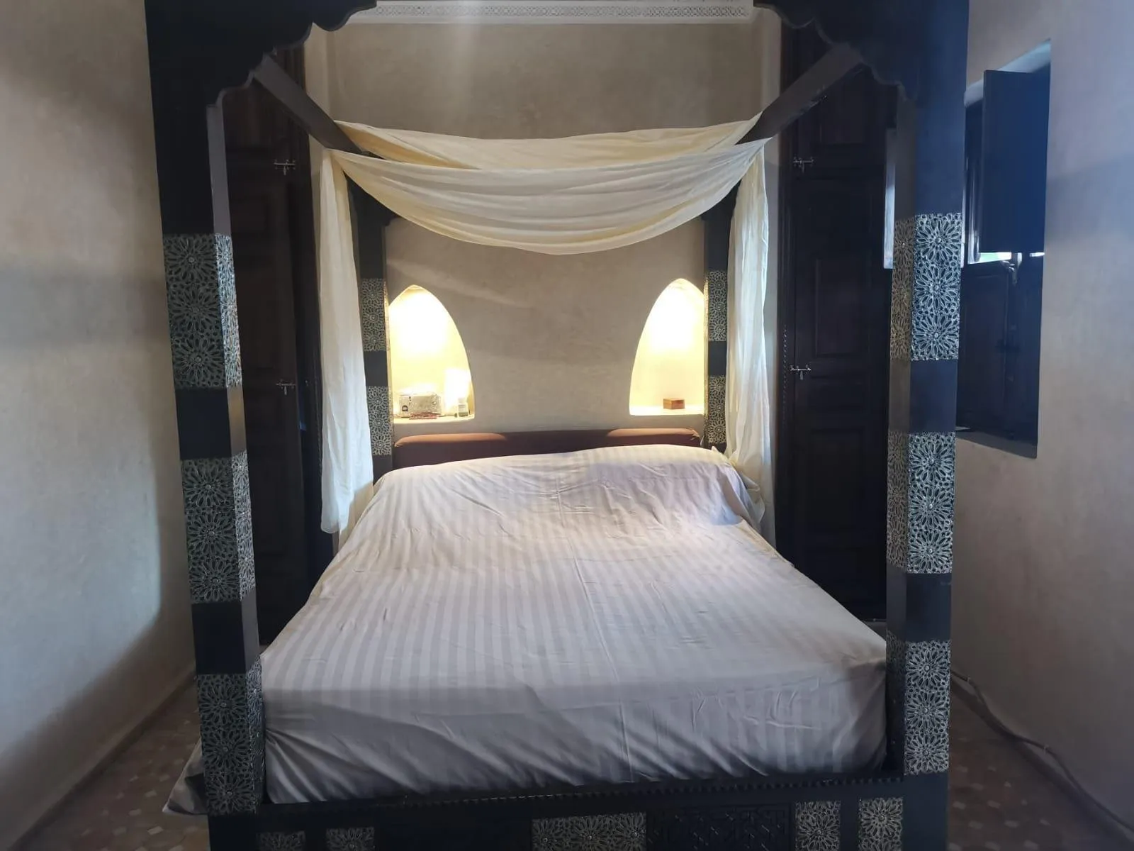 Votre rêve marocain : Riad prêt à emménager - مراكش (4)