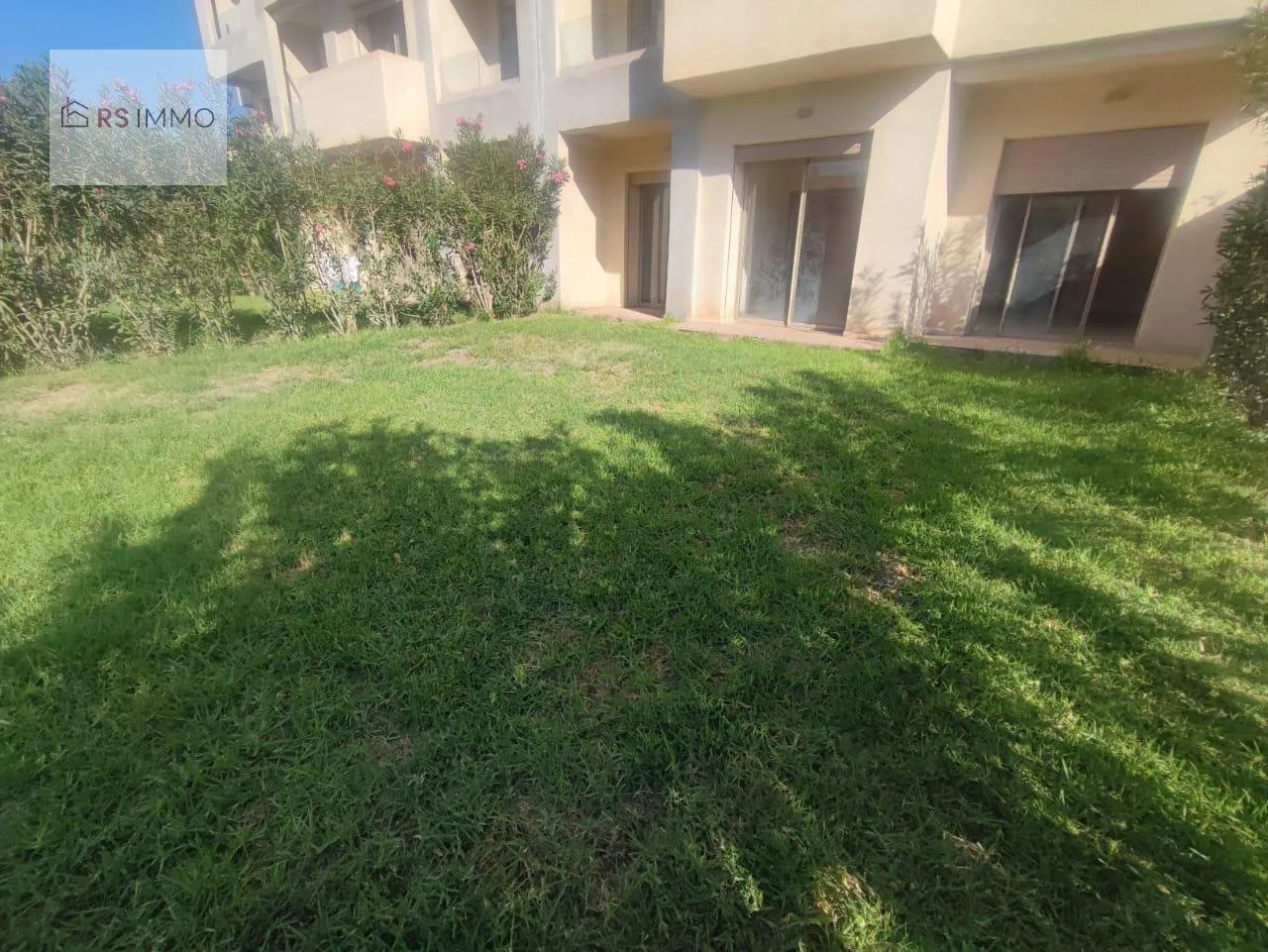 Superbe Rez de Jardin Prestigia Jubéa Résidence Piscine - مراكش (3)