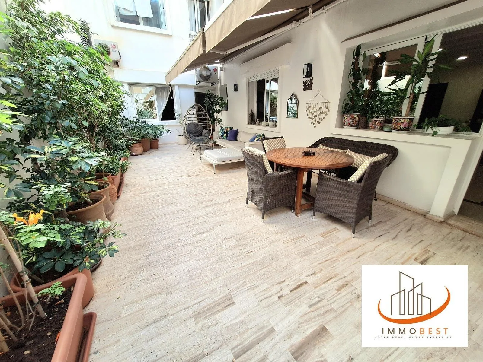 TRIANGLE D’OR, Vente d'un appartement moderne 1er ET 3 CH - الدار البيضاء
