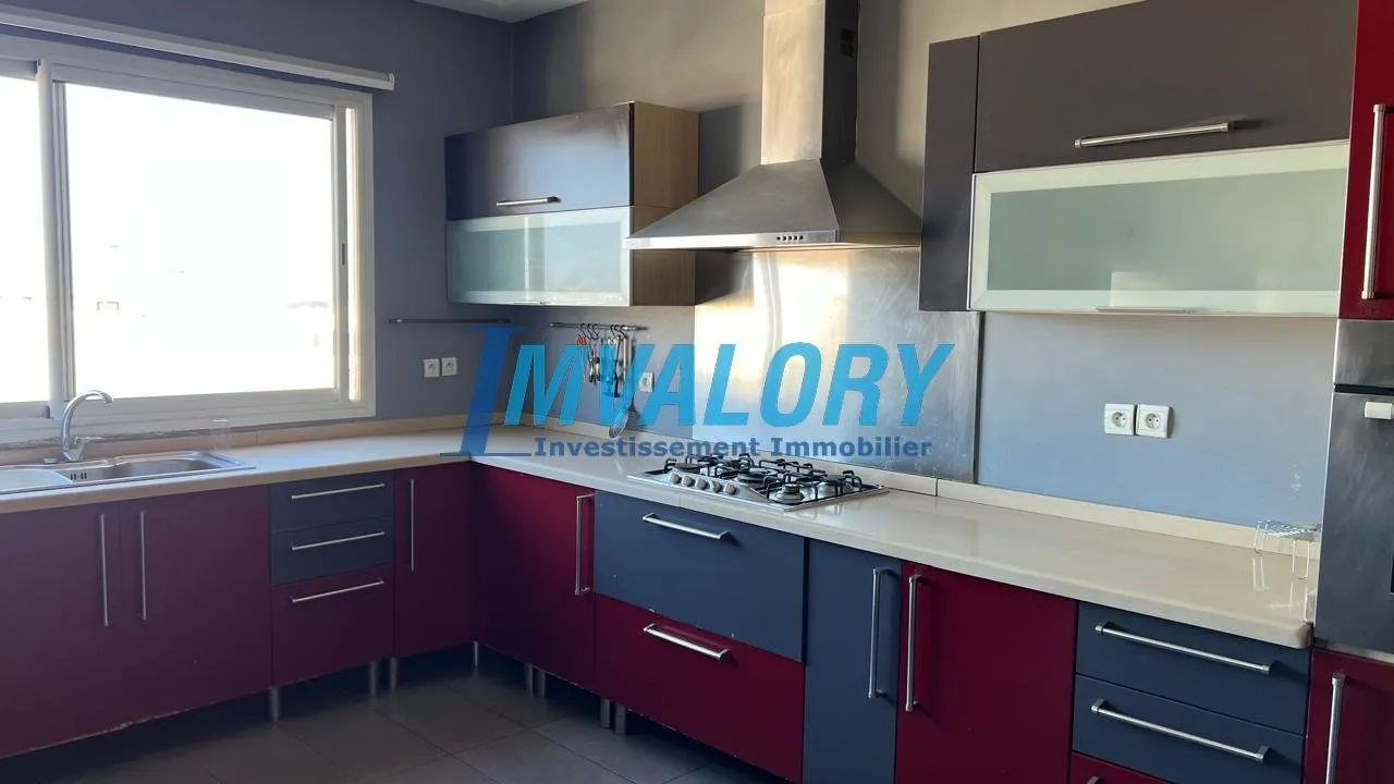 A vendre Duplex  3chb Princesse 200m² - الدار البيضاء (4)
