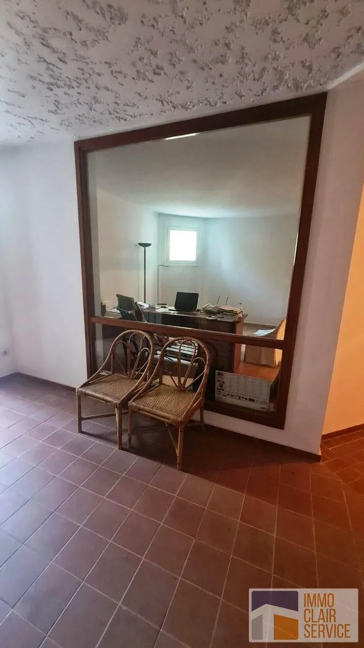 Villa à vendre dans un quartier résidentiel - الرباط (4)
