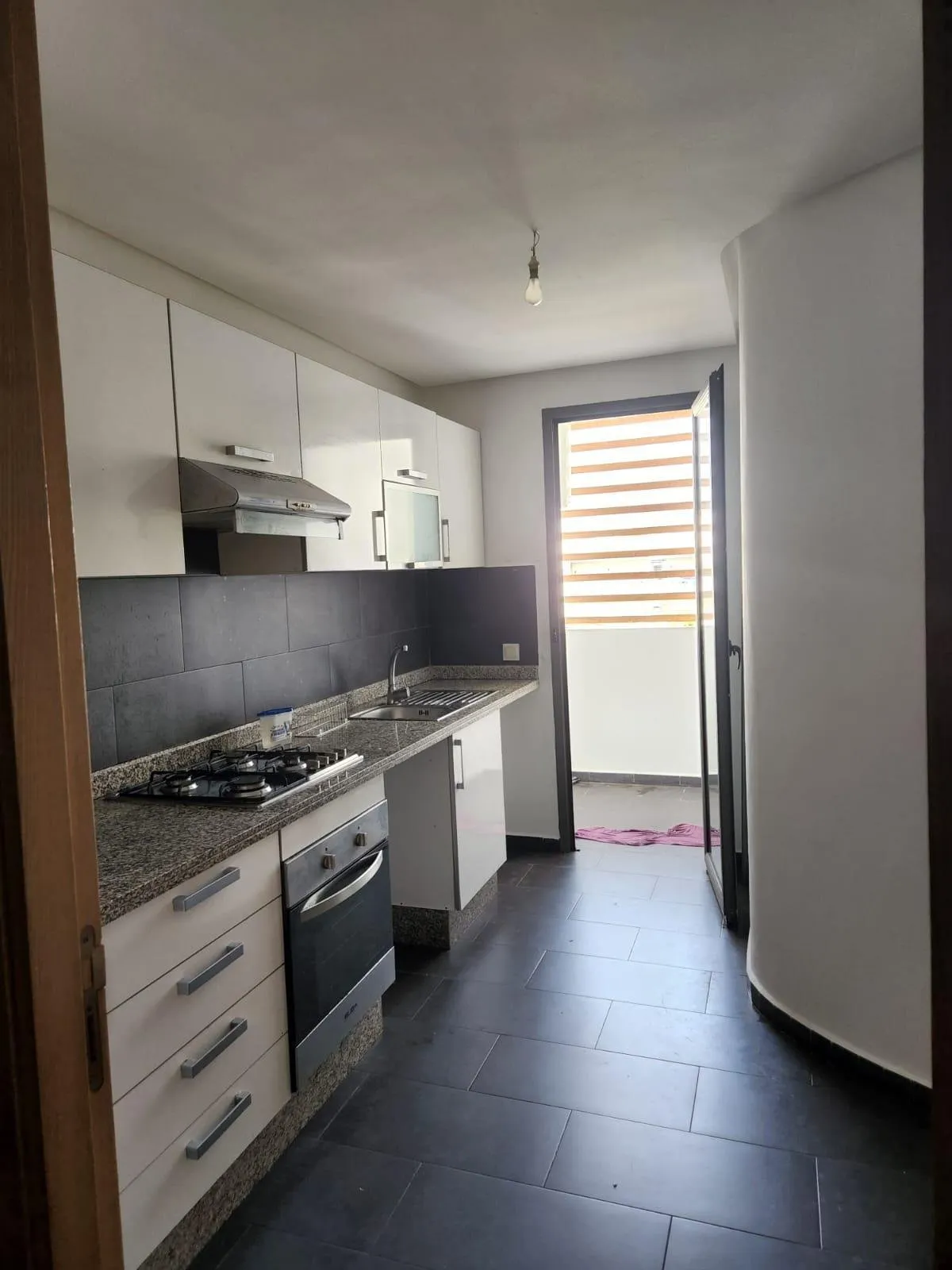 Appartement en résidence sécurisée, vues piscine. - الدار البيضاء (2)