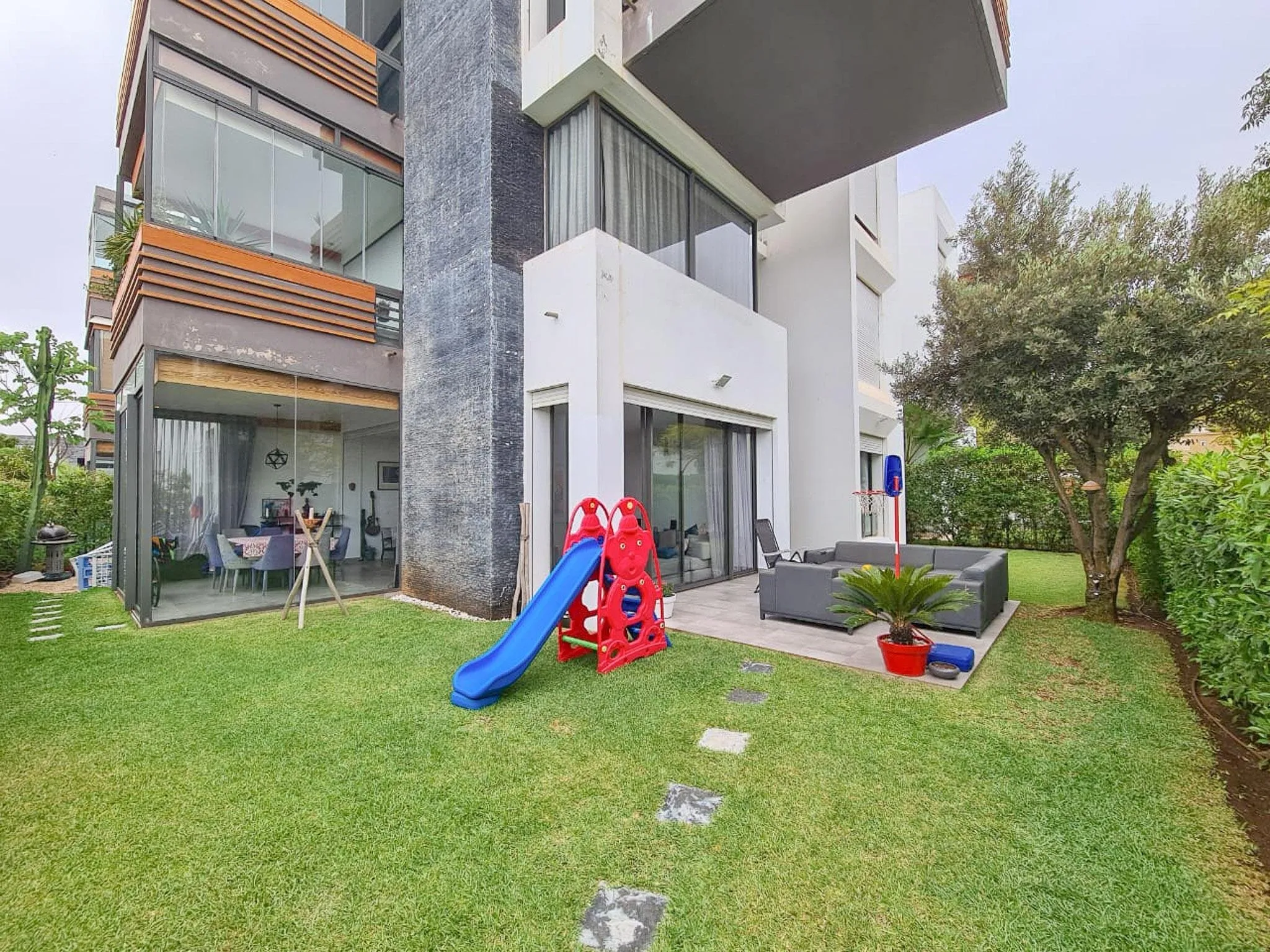 À Vendre : Appartement Rez-de-Jardin 326 m2 - الدار البيضاء