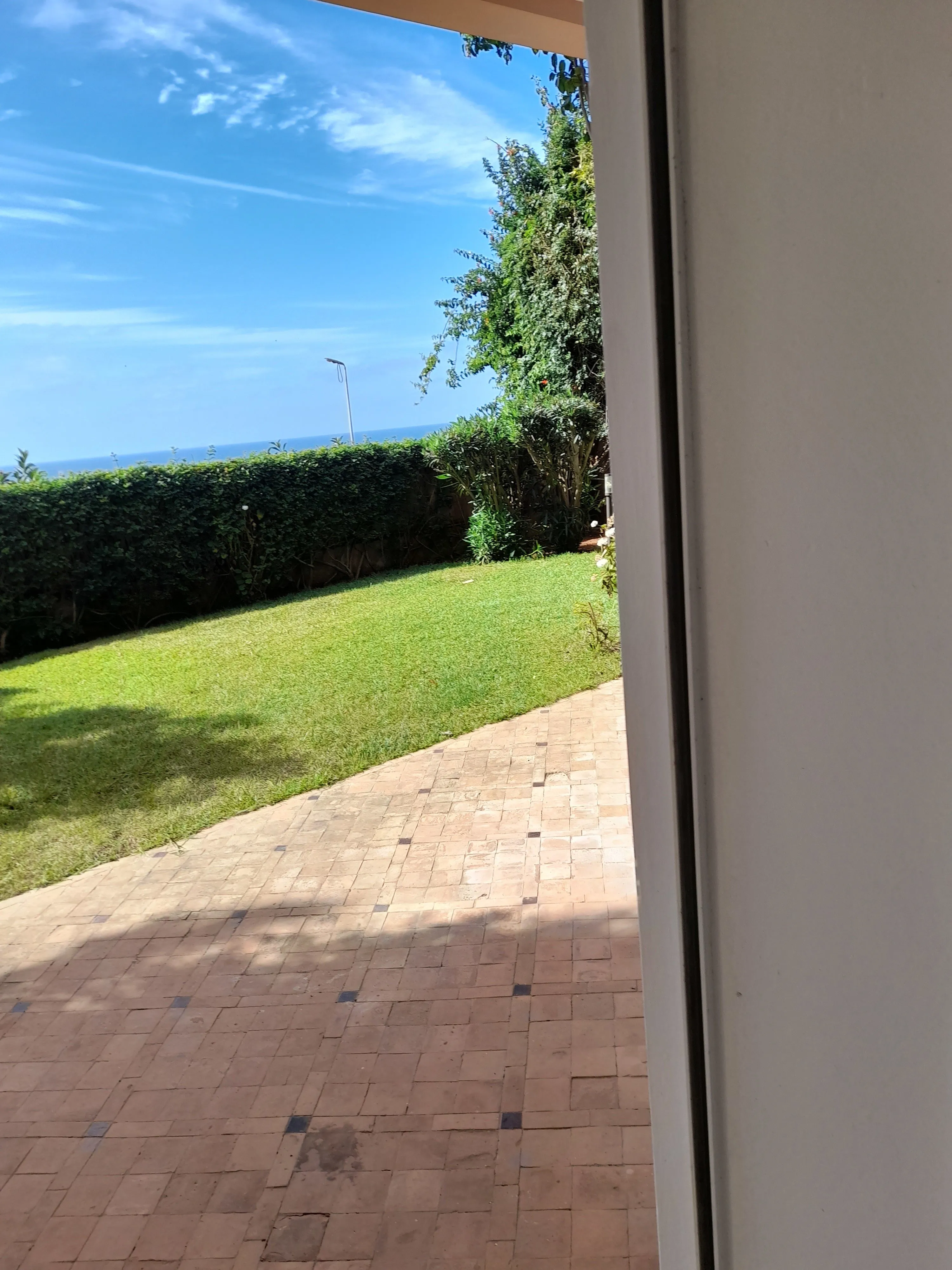 VILLA AVENDRE QUARTIER ANFA SUPERIEURRE - الدار البيضاء