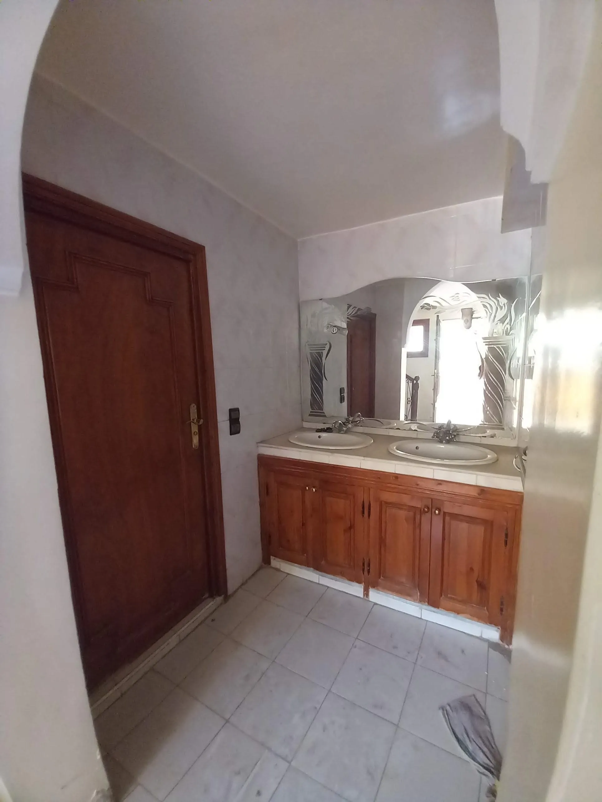 Spacieuse Villa de 550 m² en vente à Sidi Abad - مراكش (4)