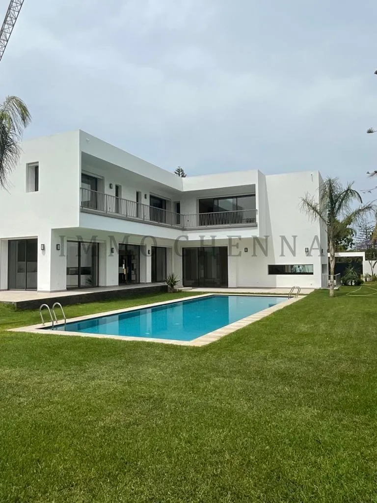 Villa de 2 000 m² à vendre sur Souissi à Rabat - الرباط